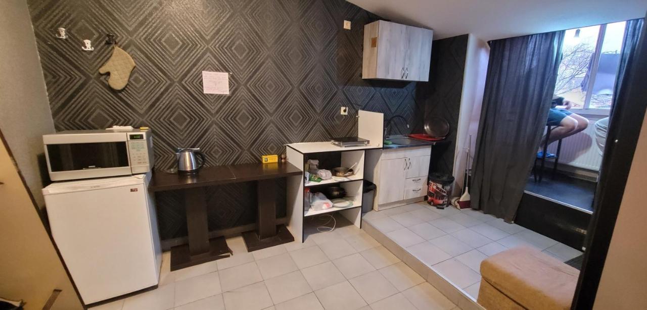 Kiev Hostel Tbilisi ภายนอก รูปภาพ