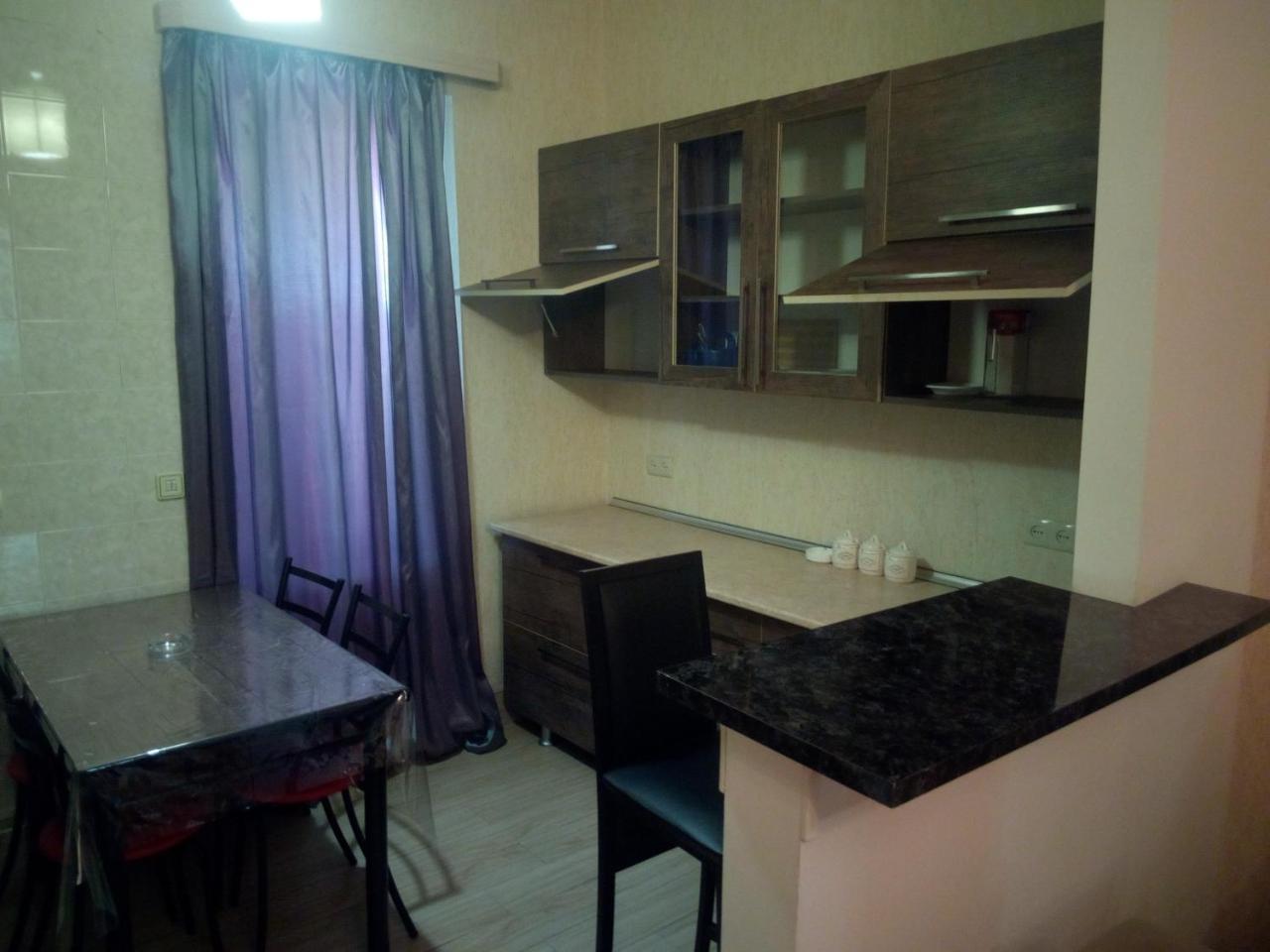 Kiev Hostel Tbilisi ภายนอก รูปภาพ