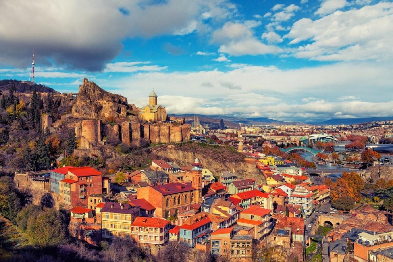 Kiev Hostel Tbilisi ภายนอก รูปภาพ