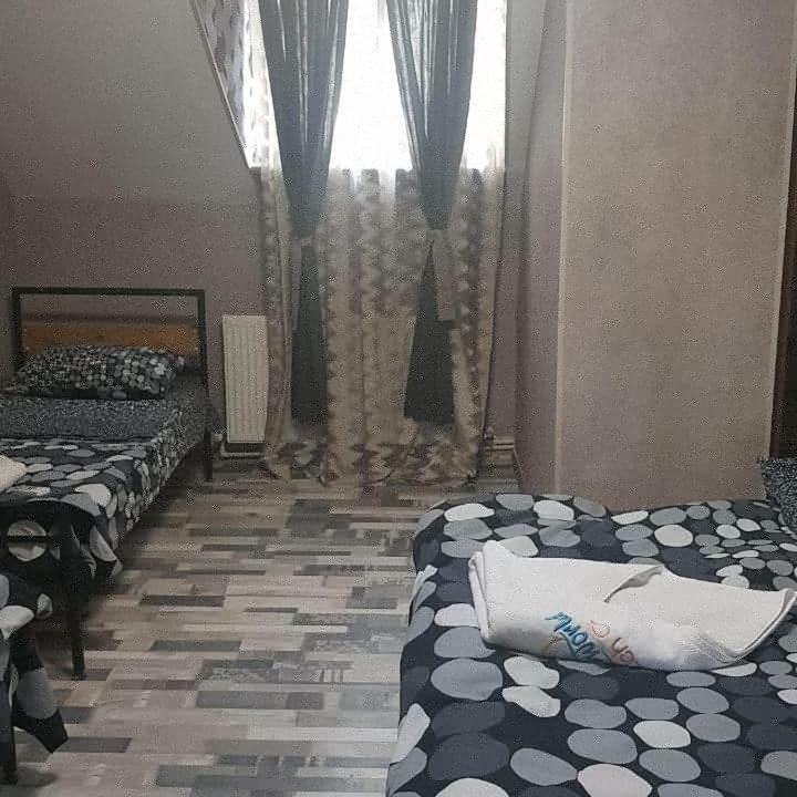 Kiev Hostel Tbilisi ภายนอก รูปภาพ
